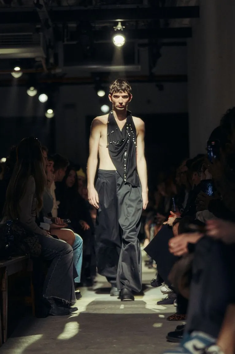 Desfile jtbyjt en Piso Cuatro